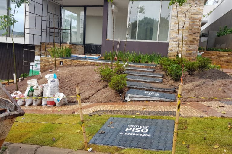 De olho no sucesso: Protege Piso oferece garantia aos franqueados