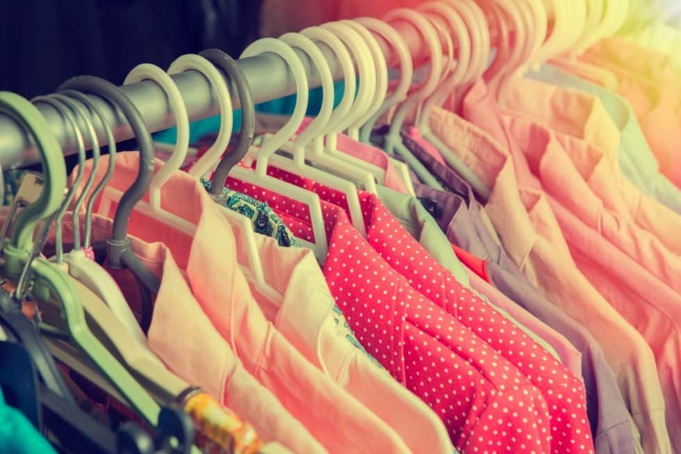 As 29 franquias mais baratas de roupas do Brasil