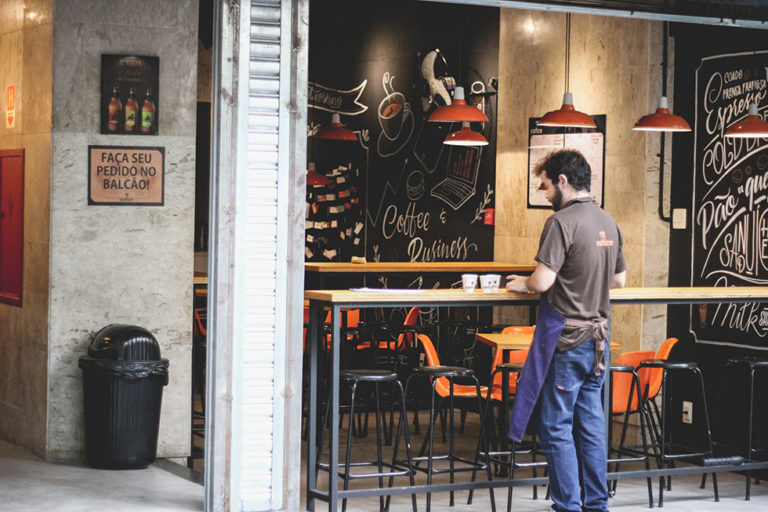 Cafeteria coworking busca franqueados no Sudeste