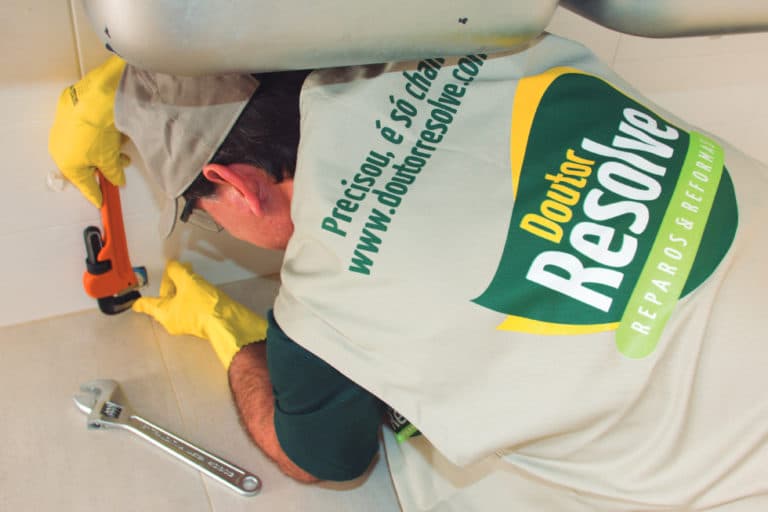 Doutor Resolve tem franquia barata de reformas e reparos