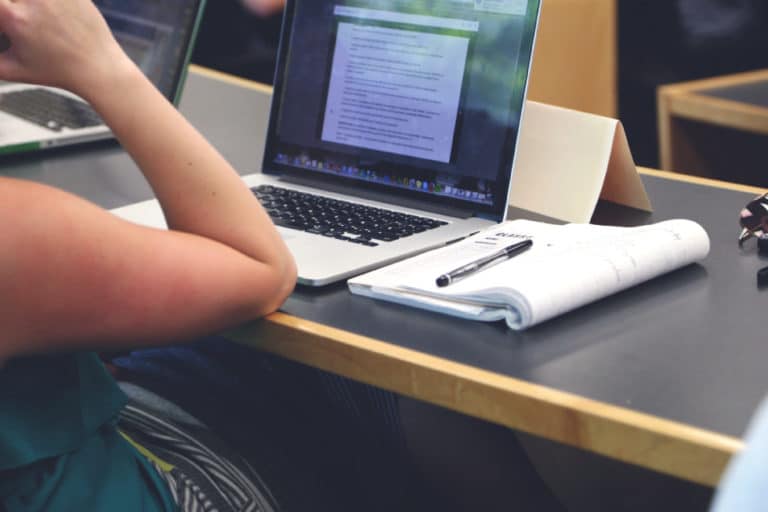 Franquias de educação: 7 redes que oferecem cursos online
