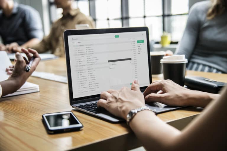 Ciclos de nutrição: como usá-los para converter candidatos em franqueados