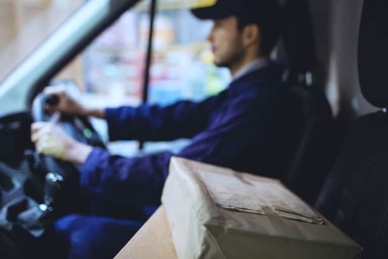 Como abrir uma transportadora: dicas e opções de franquias