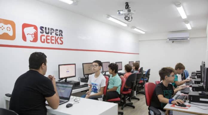 franquia supergeeks