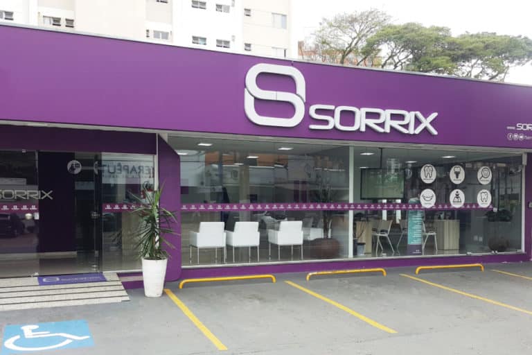 Franquia odontológica Sorrix busca franqueados