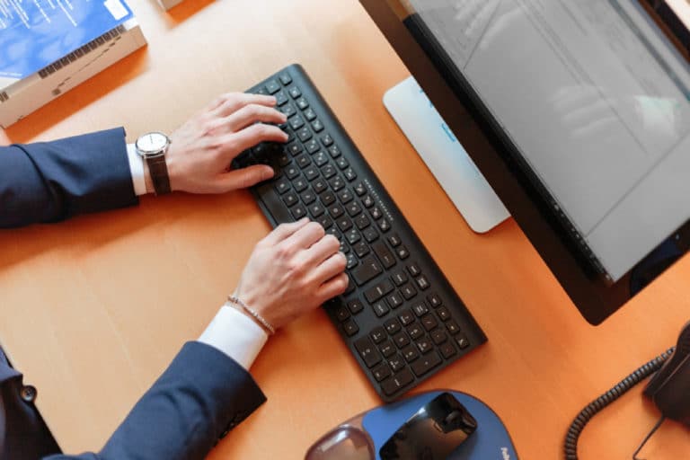 RCKY: franquia home based de software custa R$ 7,5 mil