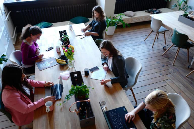 23 opções de franquias para trabalhar em coworking