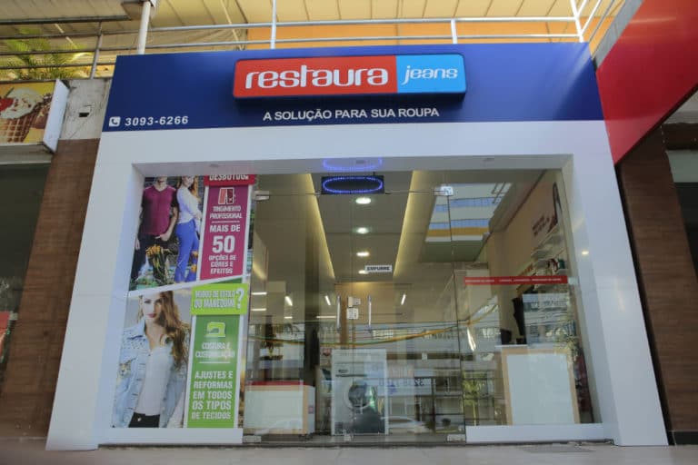 Grupo Restaura lança microfranquia de customização de roupas