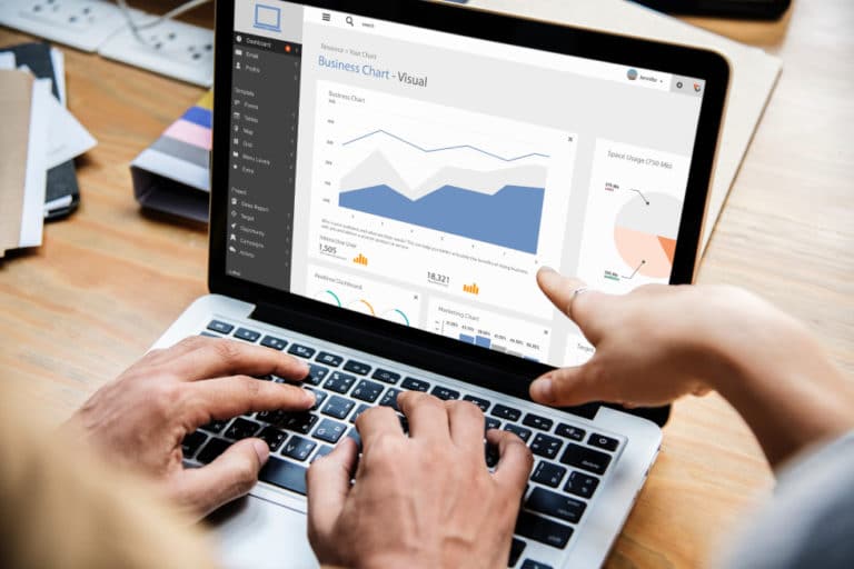 Como colocar o planejamento de marketing digital em prática