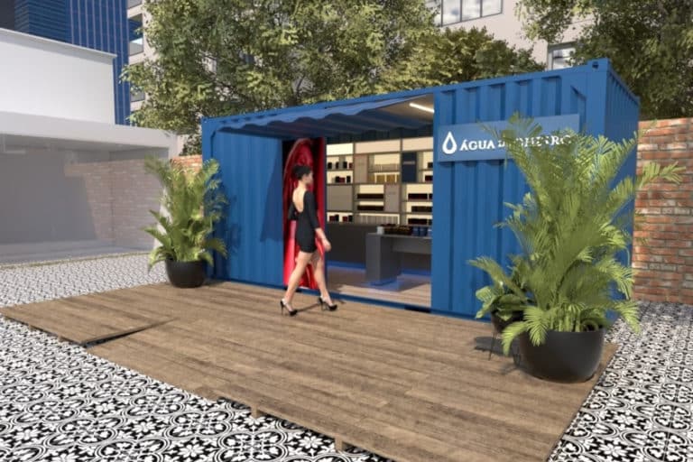 Água de Cheiro lança franquia de container