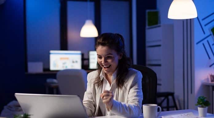 fature r 15 mil ou mais com essas franquias de comunicacao e marketing